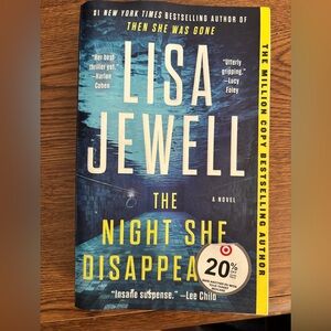 The Night She Disappeared by Lisa Jewell